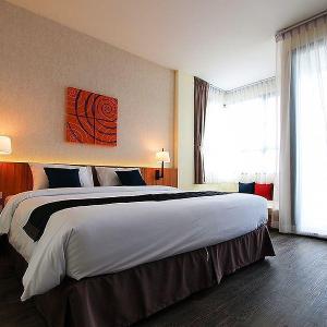 Apo Hotel