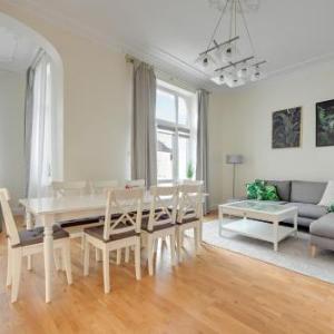 Palermo - Spacious Family Apartment 200 m from Sopot Beach by Lion Apartments