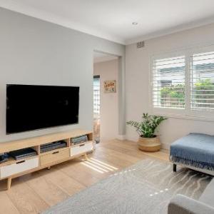 Modern & Stylish Home - St Peters - Pet Friendly