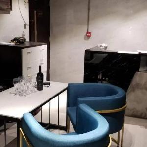 Sleep Cubee Hostel