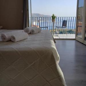 Athena Charming Rooms
