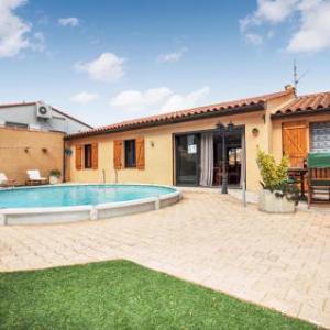 Beautiful home in Salses le Château w/ Outdoor swimming pool Outdoor swimming pool and 3 Bedrooms