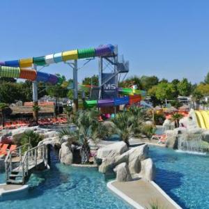 Camping Les Brunelles ***** - Maeva