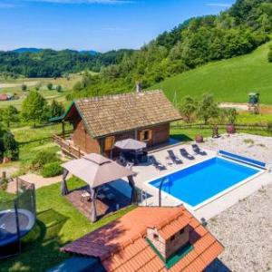 Awesome home in Krapinske Toplice w/ Outdoor swimming pool WiFi and 2 Bedrooms