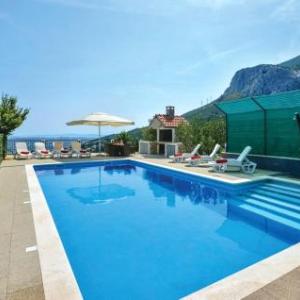 Villa with 4 bedrooms in Solin with wonderful sea view private pool enclosed garden 5 km from the beach