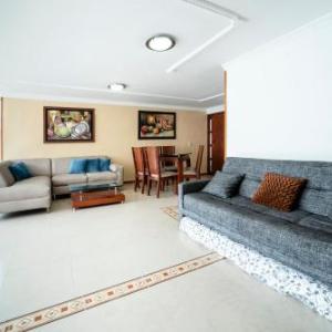 Amplio apartamento frente a la playa El Rodadero