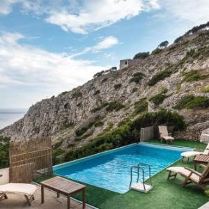 Villa On Seaside With Pool Puglia