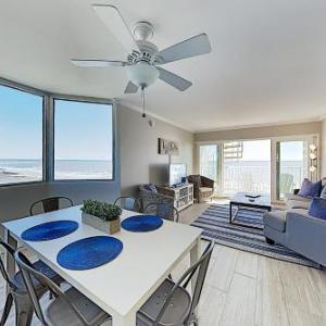 New Listing! Chic Ocean-View Condo with Rooftop Deck condo