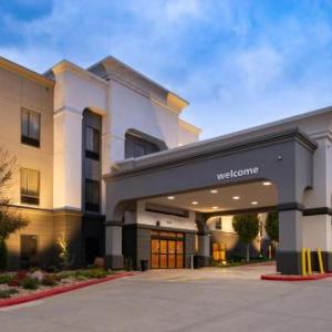 Hampton Inn Kansas City-Near Worlds Of Fun hotel in Kansas City