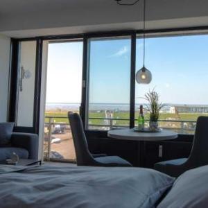 Fewo-304-mit-Meerblick-und-Strandkorb-im-Haus-Jan-am-Strand-in-Doese