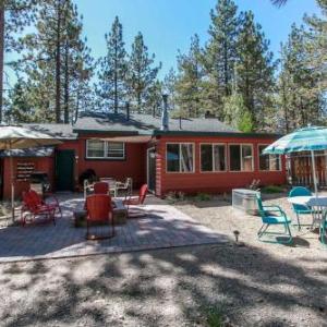 Barefoot Bungalow-1804 by Big Bear Vacations