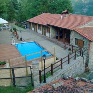 Valagnesi Apartment Sleeps 20 with Pool and WiFi