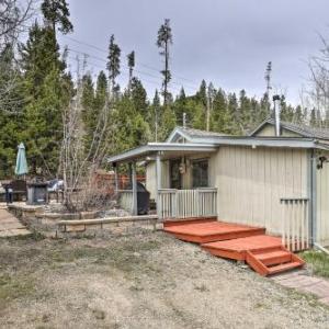 Grand Lake Escape with Fireplace Grill and Deck!