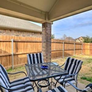 Pet-Friendly Home Near Ft Worth Stockyards