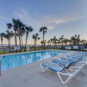 Oceanfront Condo w Balcony minutes walk to the beach