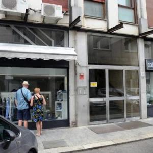 Mark's Gallery Apartment by MyHomeInComo
