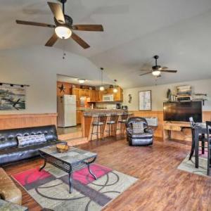 Pet-Friendly Cabin - Guntersville Lake Less Than 2 Miles!