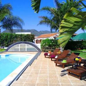 House with 2 bedrooms in San Cristobal de La Laguna with wonderful sea view shared pool enclosed garden 3 km from the beach