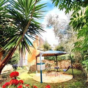 Le Patio coeur de ville avec garage et jardin
