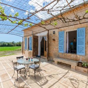 Cosy Finca Son Julia with pool near Porreres