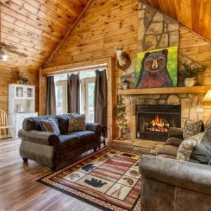 Sugar Bear Lodge Hot Tub WIFI 560 FREE tickets each paid day