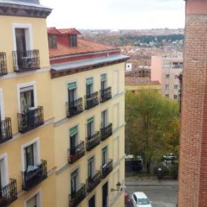 Apartment with 2 bedrooms in Madrid with WiFi