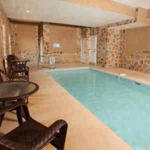 Paradise Mountain Pool Lodge