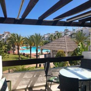 37 - Beach front apartment with pool views in Las Adeflas