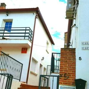 Apartment with one bedroom in La Adrada with wonderful mountain view and furnished terrace