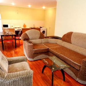 3-room Apartment on Reliefna Street 2-a