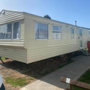 Stunning 2-Bed Sleeps 6 Caravan in Felixstow