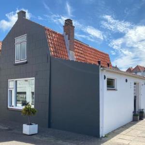 Holiday Home Dorpswoning Brouwershaven