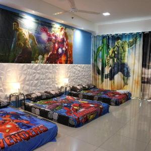 M03 Vince Avenger Hero suite full A/C Pool Sogo