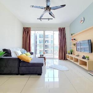 Ara Damansara | Pacific Place 3 Min to LRT [5 Pax]