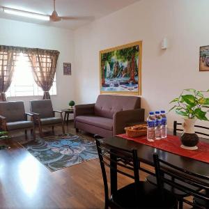 Homestay Camelia Kuala Terengganu - Anggerik House