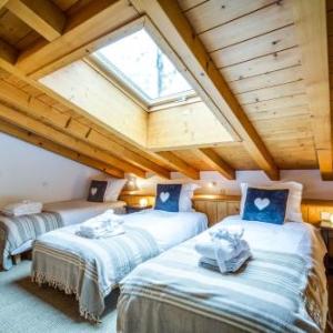 Hibou In Chalet Hideaway 1