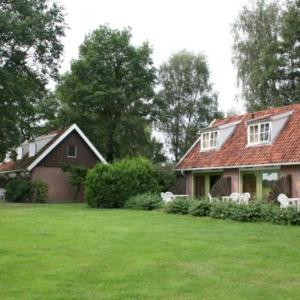 Serene Holiday Home in Eibergen with Garden