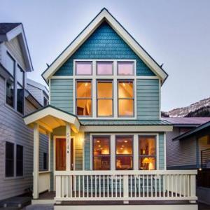 Pacific Street Townhome 514B by Alpine Lodging Telluride