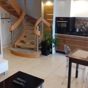 Apartament Platinum Dwupiętrowy z Garażem