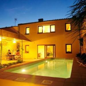 Sant Vicenc de Castellet Villa Sleeps 8 with Pool