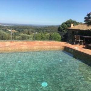 Porqueres Villa Sleeps 4 with Pool