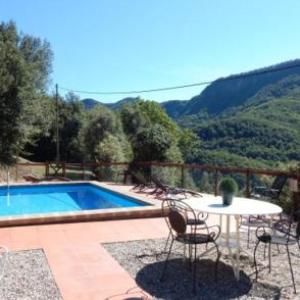 Joanetes Villa Sleeps 8 with Pool