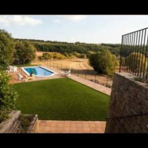 Sant Sadurni d'Anoia Villa Sleeps 15 with Pool