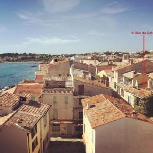 Old Antibes home Roof Terrace and Sea Views