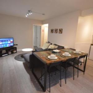 Luxury 3 Bedroom Ground Floor Apartment - Coventry