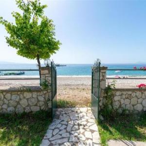 Corfu Beachfront Villa Barbati 1