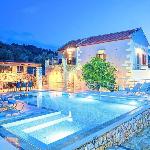 Cretan Lux Villa Heated Pool