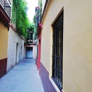 Apartment with 2 bedrooms in Sevilla with WiFi