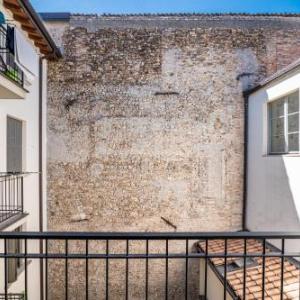 GuestHost - Officina7 Large
