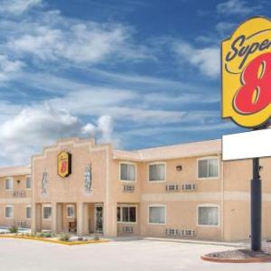 Super 8 by Wyndham Bloomfield